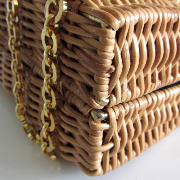 SALVATORE FERRAGAMO Gancini chain straw shoulder bag - Picture 7 of 12